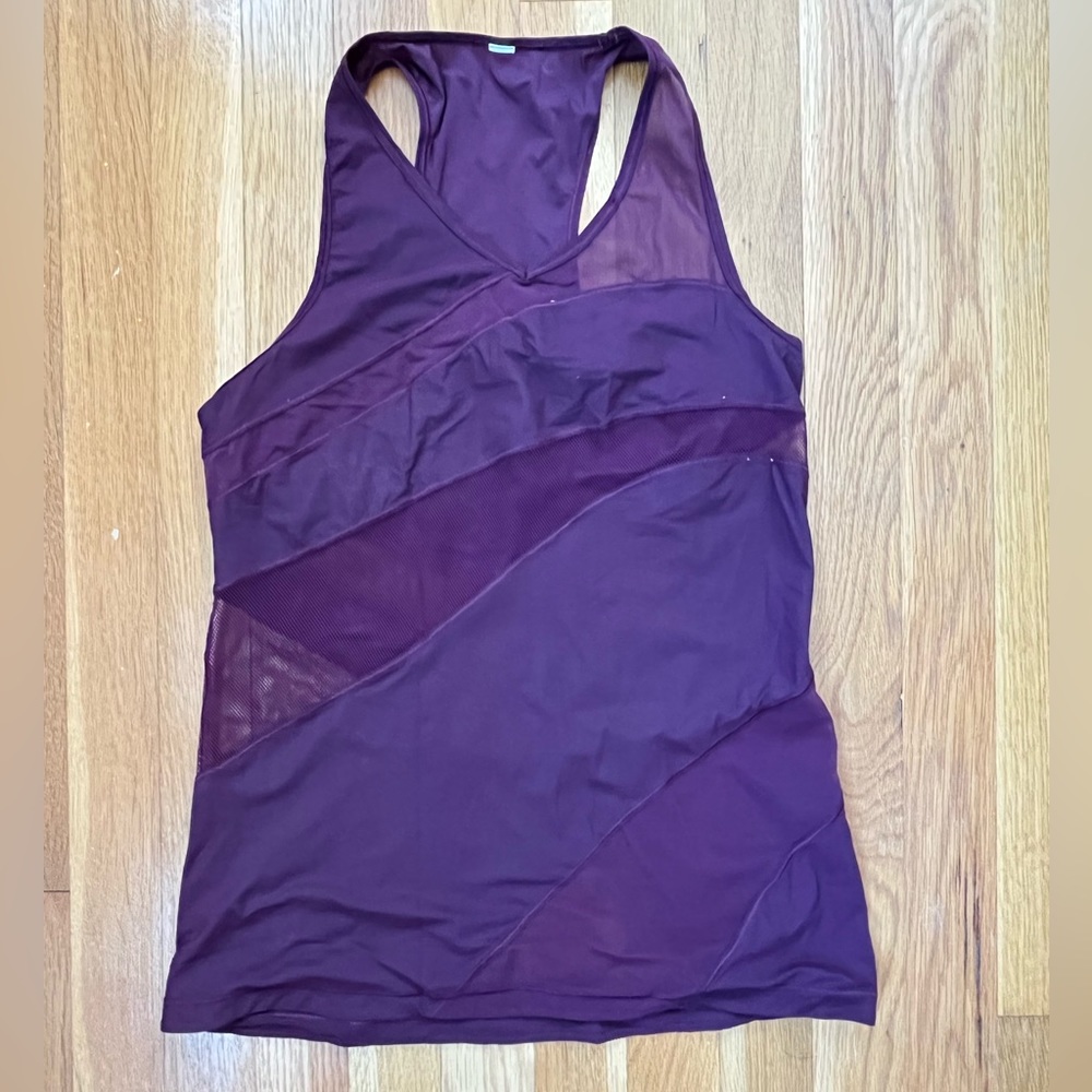 Lululemon tank top